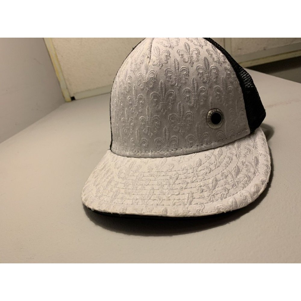 Laguna Beach Jean Co Trucker Flat Hat Snap-back New White with Black Mesh